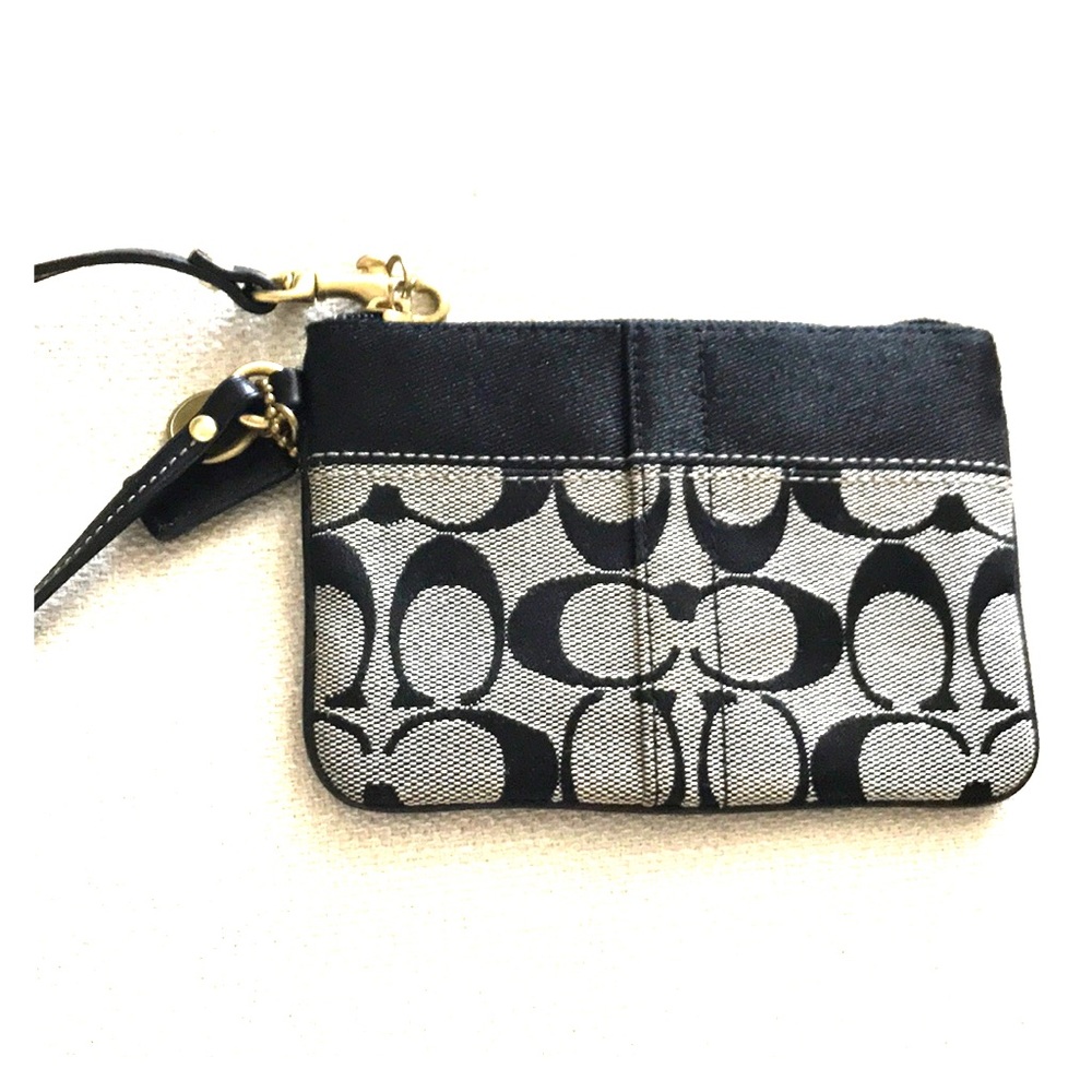 Signature stripe skinny wristlet